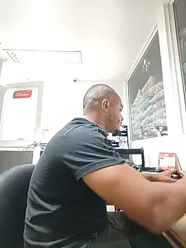 SanChacal5694 online show from April 7, 10:43 pm