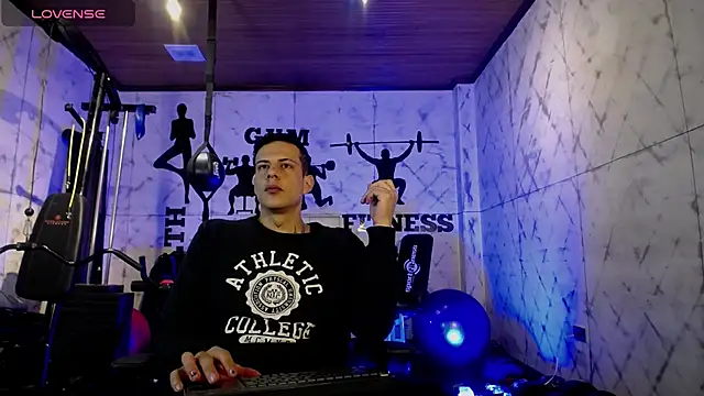 Dustin Sonne online show from November 15, 3:52 am