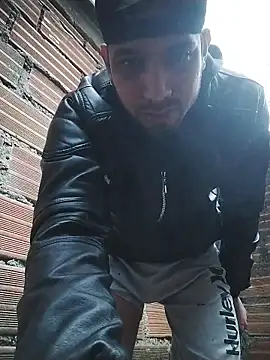 ashtoncooperr online show from February 23, 11:45 am