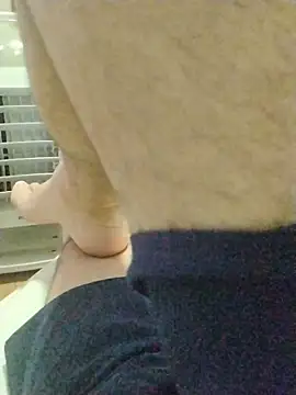 LeoMaduroSP online show from December 16, 1:34 am