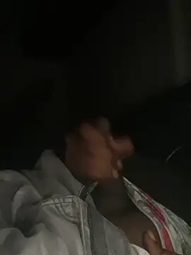 Snapshot of Ig-o3zaybrazy chatting on October 6, 8:19 am Ig-o3zaybrazy online show from October 6, 8:19 am