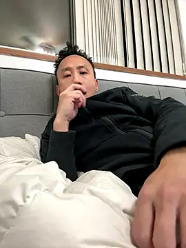 vallent970 online show from November 2, 8:18 am