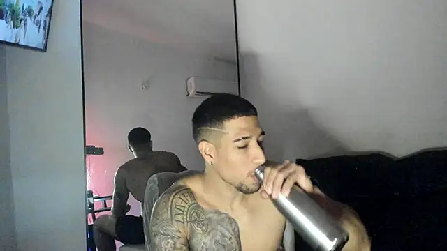 ThiagoLugo online show from September 22, 3:39 am