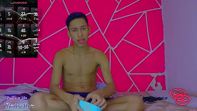 dylan apol0 online show from December 16, 5:03 am