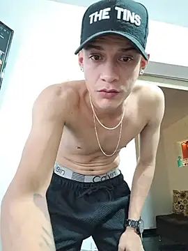 Ethanho0t online show from November 1, 2:21 pm