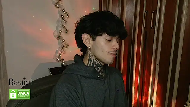 Mihail leroy online show from September 9, 12:54 am