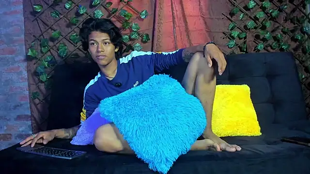 dreyk20 online show from February 5, 9:33 pm