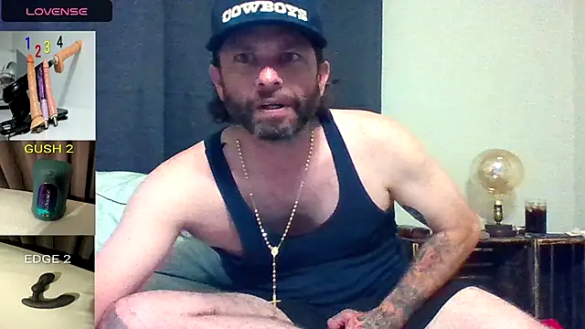 Snapshot of danoo84 chatting on September 16, 4:02 am danoo84 online show from September 16, 4:02 am