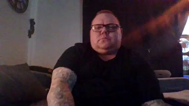 GingerSnap4444 online show from January 8, 9:42 pm