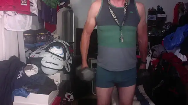 DILFJockDad87 online show from October 8, 12:42 pm