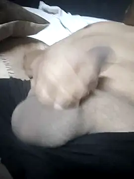 Snapshot of Teddybrocshow0011 chatting on September 26, 4:43 am Teddybrocshow0011 online show from September 26, 4:43 am