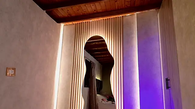 Taurito    online show from September 19, 6:14 am