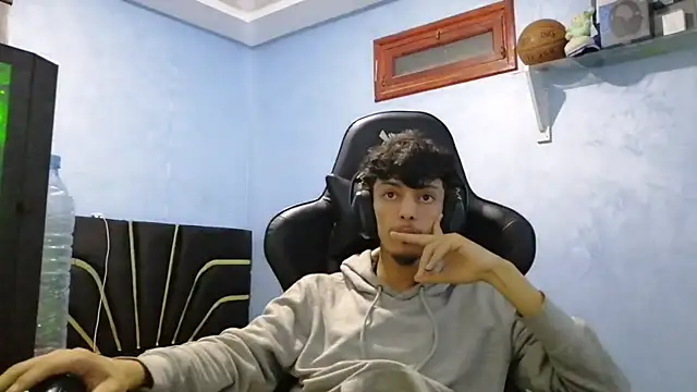 Dark DesireX online show from October 10, 6:35 pm