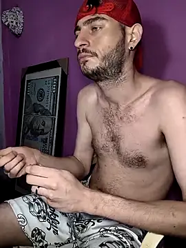 bigcockwhite777 online show from April 21, 1:42 am