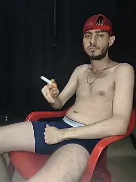 bigcockwhite777 online show from October 26, 8:33 pm