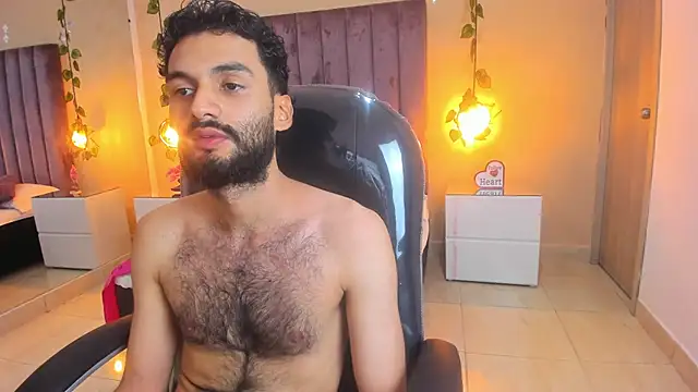 Ryan Jackson  online show from October 31, 9:23 am