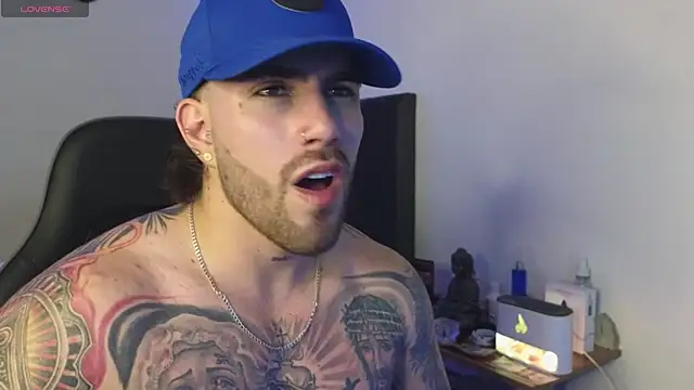 Ades Lowe online show from March 14, 8:38 pm