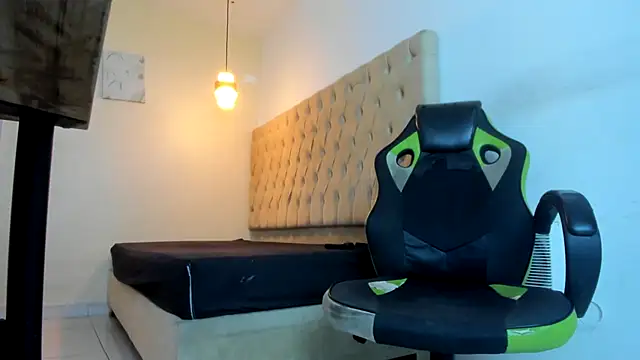 Darkknightx01 online show from November 21, 2:21 am