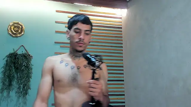 jharol cardonaa online show from October 3, 2:44 pm