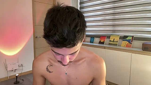 sweettaaron01 online show from November 12, 5:08 pm