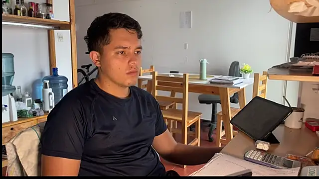 Haustin202 online show from November 4, 7:59 pm