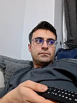 Obstacless online show from February 23, 7:26 pm