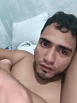 luigy-96 online show from December 21, 6:10 am