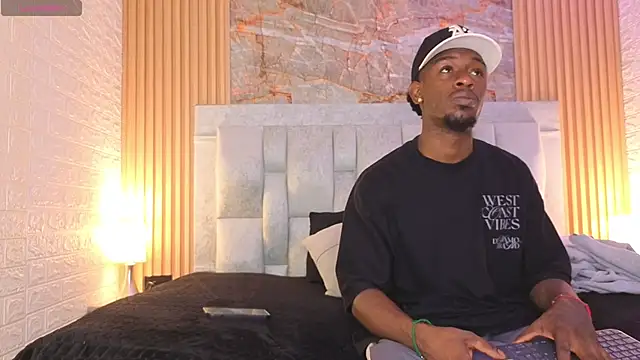 pipedark  online show from November 6, 3:20 am