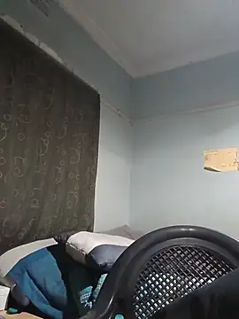 Snapshot of GhostYangempela chatting on November 1, 9:30 pm GhostYangempela online show from November 1, 9:30 pm