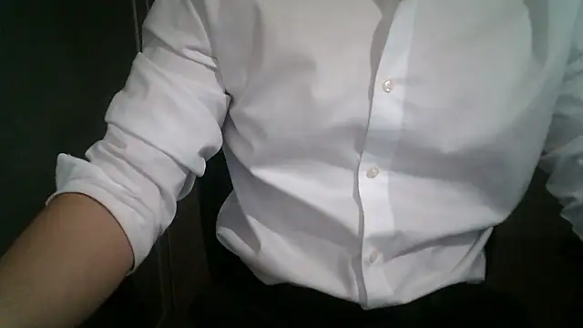 111owo111 online show from September 28, 2:48 pm