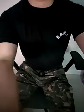 111owo111 online show from March 24, 4:23 pm