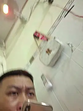 ducpham6565 online show from January 13, 8:02 pm