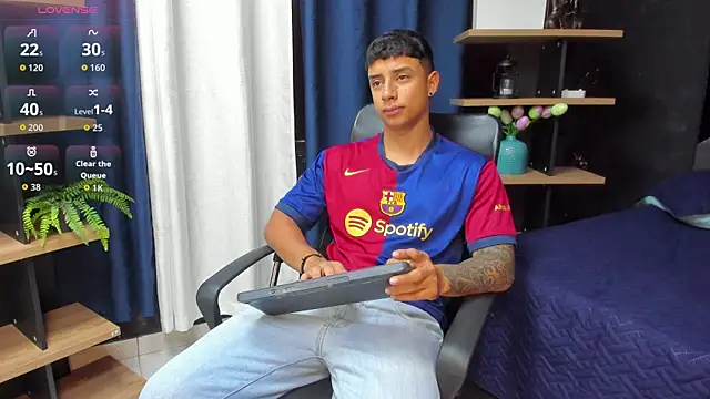 jaze bradley online show from November 1, 12:20 pm