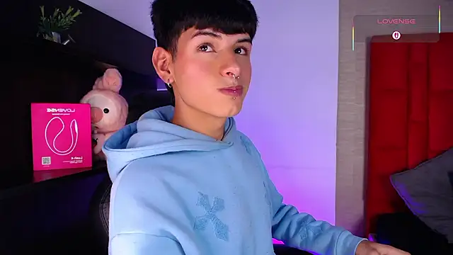 Ezra Storm online show from February 5, 5:03 am