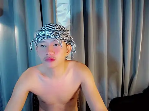 prince elaijah online show from October 16, 2:47 pm