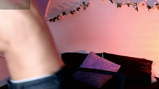 Christopher 77 online show from November 29, 3:19 am