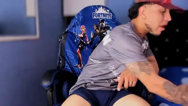 Thonixxx mr online show from March 15, 3:47 am