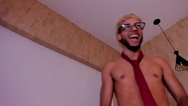 Thiagoferreti online show from September 27, 4:10 am