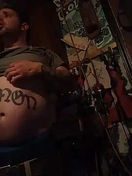 Twoslipperywhenwett online show from November 14, 3:57 pm