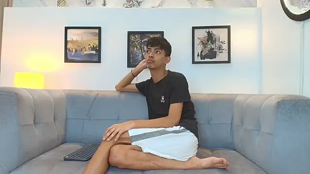 PRETTY SEX1 online show from December 18, 4:36 pm