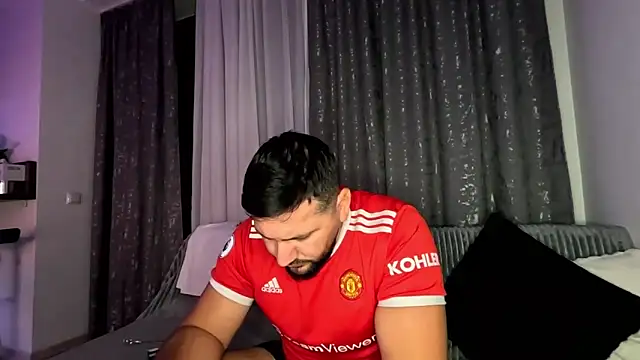 Gold Alpha Boy online show from September 29, 6:04 pm