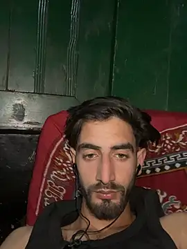 lyath3245 online show from March 28, 8:09 pm