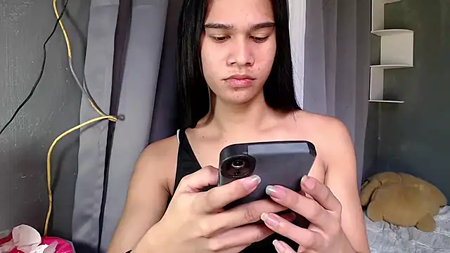 urseductivebarbie xx online show from October 4, 4:28 am