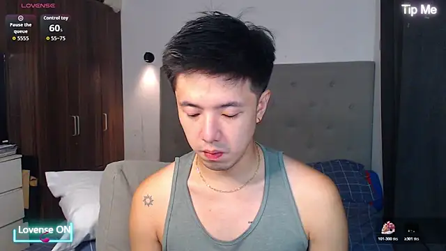 Addictiveboi online show from December 22, 3:14 am