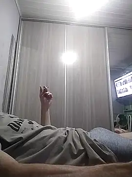 12dery online show from April 27, 11:43 pm