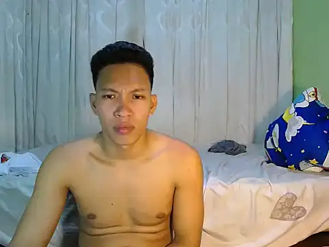 Hot james09 online show from March 12, 10:45 am