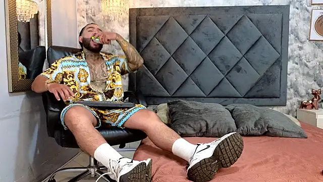 Apolo rousse1 online show from September 8, 8:19 pm