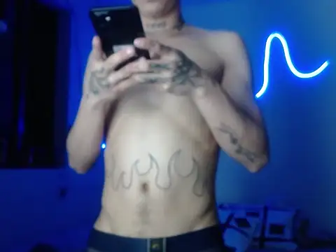 xalejo max online show from November 29, 10:45 pm