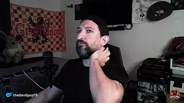 DevilPup75  online show from January 16, 11:57 am