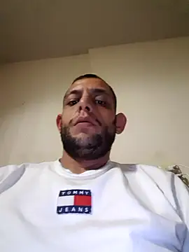 Snapshot of milenski74 chatting on October 5, 3:43 am milenski74 online show from October 5, 3:43 am